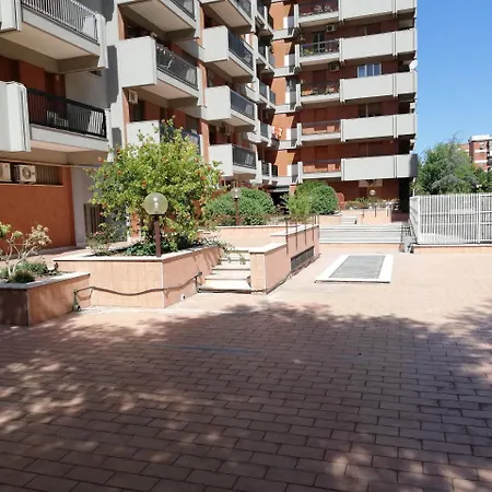 לינה וארוחת בוקר Maison Saint Honore פויג'ה